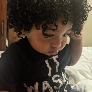 Meet your Posher, Sarra